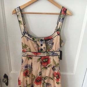 Jessica Howard: Summery-Chic Timeless Floral Dress
